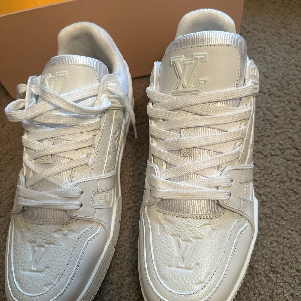 Louis Vuitton Trainers - Picture 2 of 7